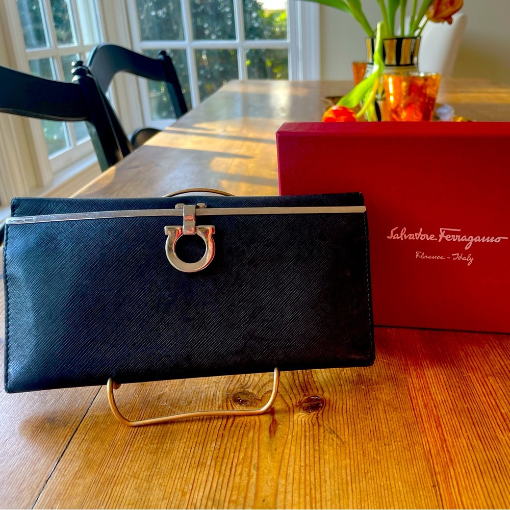 Ferragamo Continental Wallet